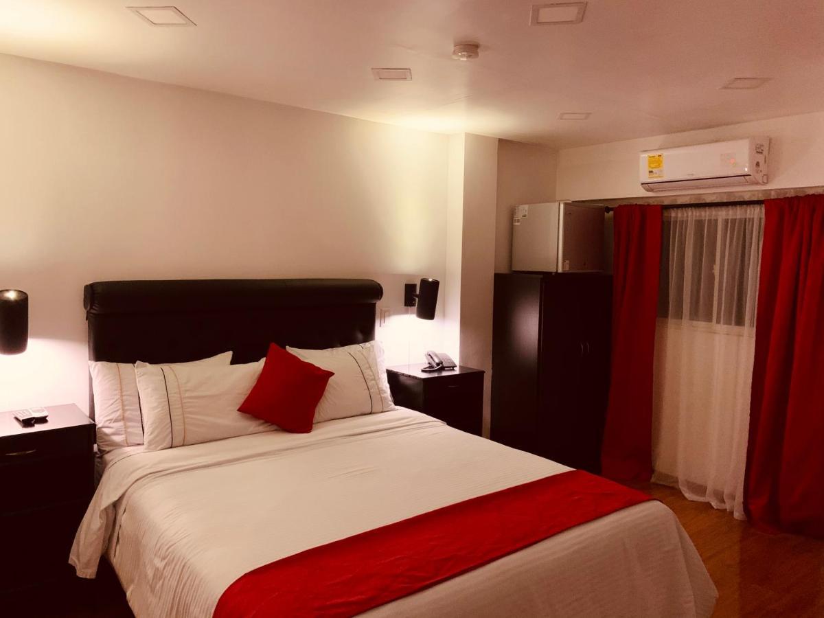 Hotel Veler Restaurante Medellín Exteriör bild