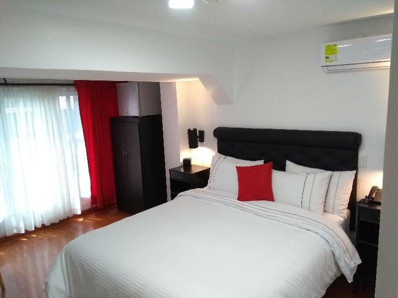 Hotel Veler Restaurante Medellín Exteriör bild